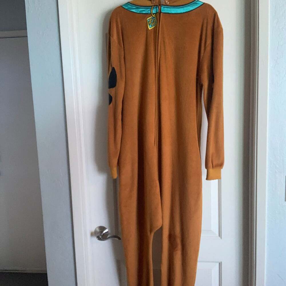 Scooby-Doo Jumpsuit Halloween Costume with Hood Adult XS.